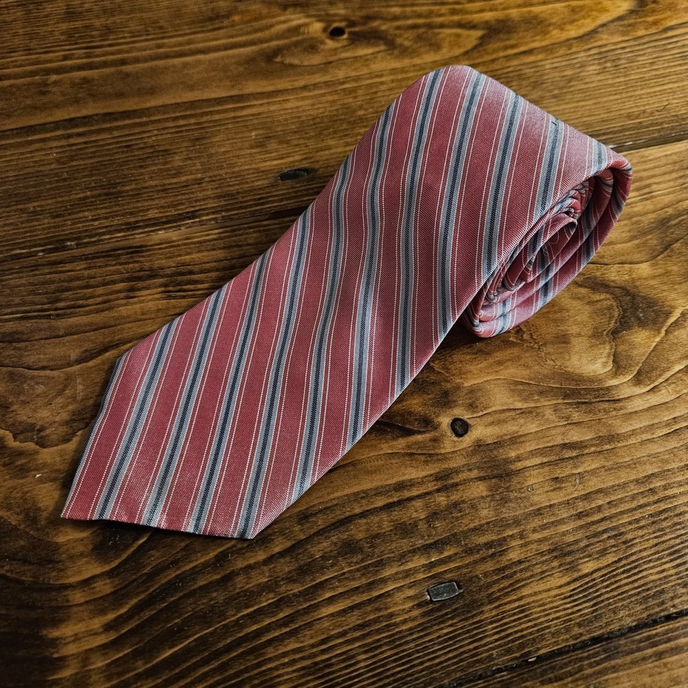 Michael Reed Designer Collection 100% Silk Tie Red Gray‎ Stripe Pattern 57"